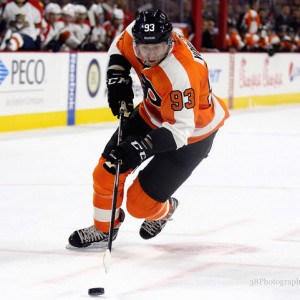 Jakub Voracek is off to a cold start this year(Amy Irvin / The Hockey Writers)