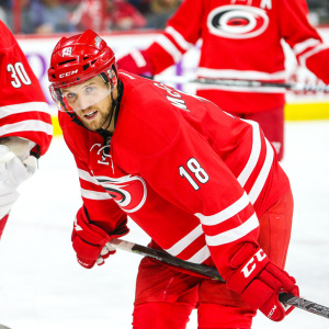 Carolina Hurricanes Jay McClement  Photo by Andy Martin Jr