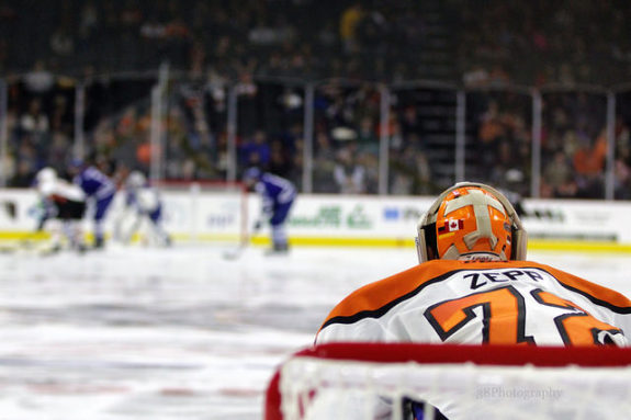 Rob Zepp in net for the Philadelphia Phantoms [photo: Amy Irvin]