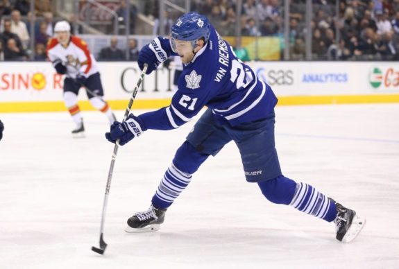 Toronto Maple Leafs, James van Riemsdyk, NHL