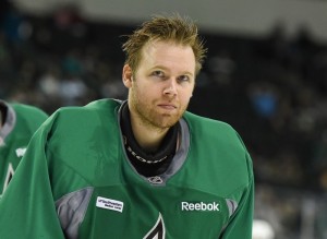 Kari Lehtonen has gotten off to a strong start for the Stars after a down year in 2014-15. (Credit: Michael Connell/Texas Stars Hockey)