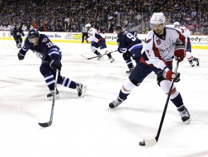 Matt Niskanen tallied his second goal of the year vs. Chicago. (James Carey Lauder-USA TODAY Sports)