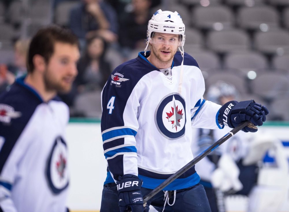 Jets Re-Sign Paul Postma