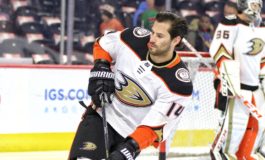 Henrique Scores Twice to Lead Anaheim Over Arizona 4-2
