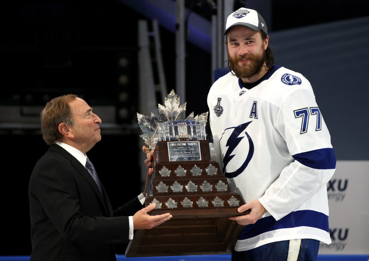 Gary Bettman Conn Smythe Trophy Victor Hedman Tampa Bay Lightning