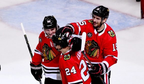 Chicago Blackhawks Dominik Kahun Brandon Saad Artem Anisimov