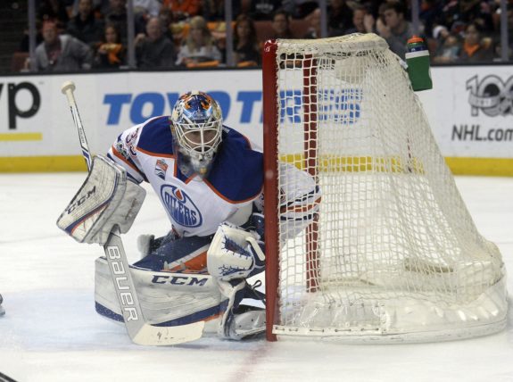 Edmonton Oilers goalie Cam Talbot