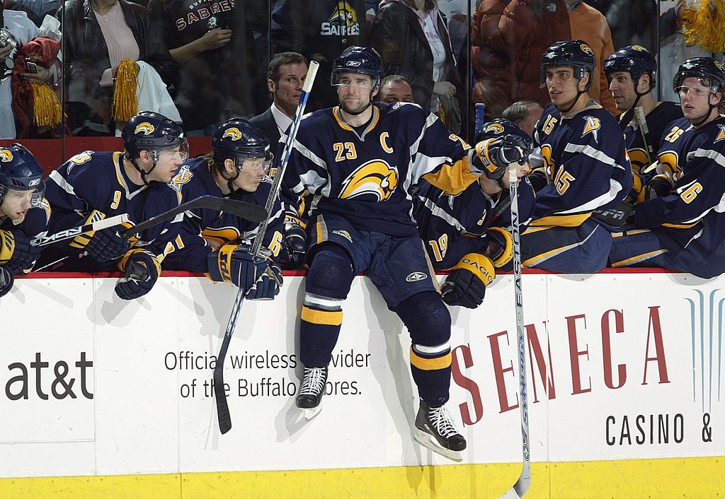 Jaromir Jagr schools Sabres with two goals to lead Panthers to 3-2
