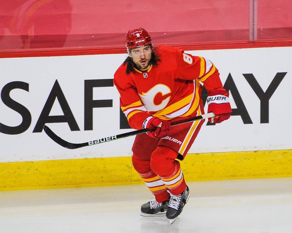 Chris Tanev Calgary Flames