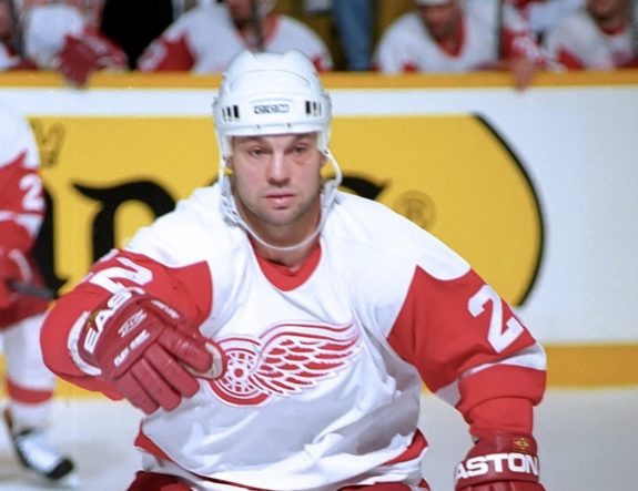 Dino Ciccarelli Red Wings