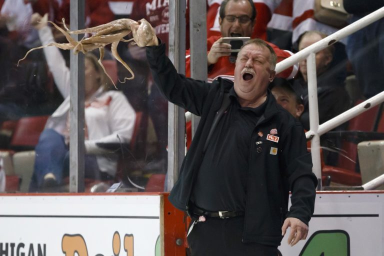 Detroit Octopus NHL Legend