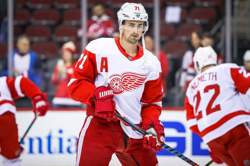 The Red Wings say they're still rebuilding. What does that mean for this  season? By Max Bultman : r/DetroitRedWings