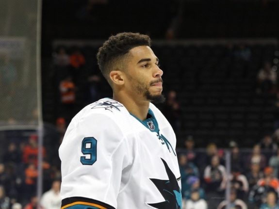 Evander Kane San Jose Sharks-NHL Talk: Avalanche Win Ninth Straight & Oilers' Kane to Debut