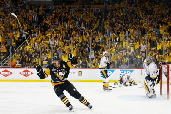 Evgeni Malkin celebra