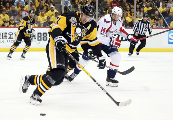 Evgeni Malkin, Justin Williams, Pittsburgh Penguins, Washington Capitals