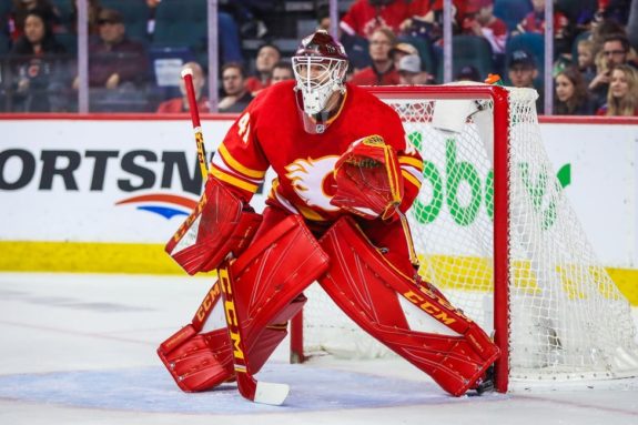 Calgary Flames goaltender Mike Smith