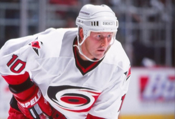 Gary Roberts Hockey Stats and Profile at