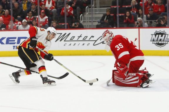 Calgary Flames Johnny Gaudreau Detroit Red Wings Jimmy Howard