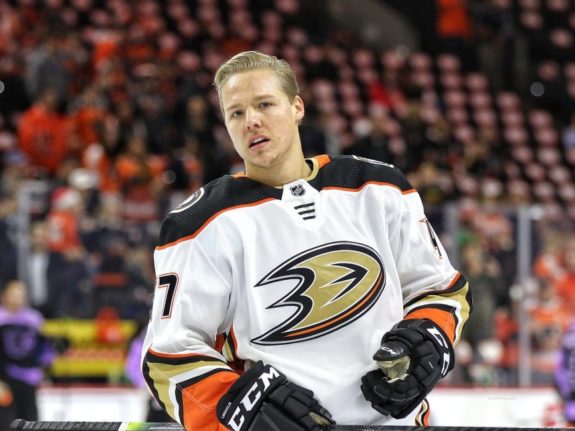 Hampus Lindholm Anaheim Ducks-Maple Leafs' 2022 Trade Targets on the Anaheim Ducks