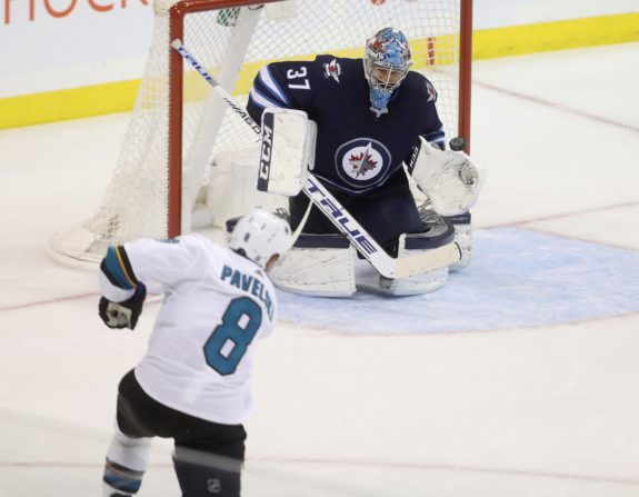 San Jose Sharks Joe Pavelski Winnipeg Jets Connor Hellebuyck