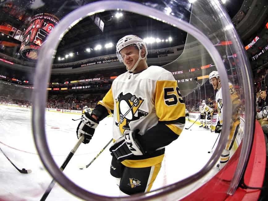 Penguins' Jake Guentzel out 4-6 months after shoulder surgery