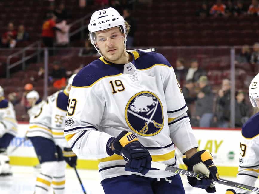 Buffalo Sabres Reach 2-Year Deal with Jake McCabe