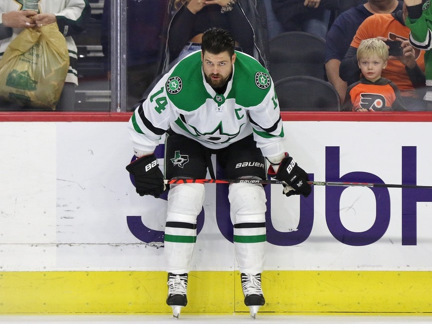 Jamie Benn breaks down in emotional interview after loss to Lightning
