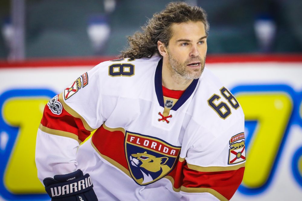 Calgary Flames officially sign Jaromir Jagr to one-year deal - The Globe  and Mail
