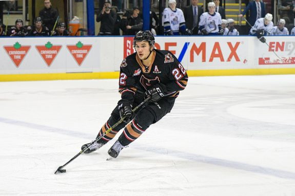 Jett Woo Calgary Hitmen