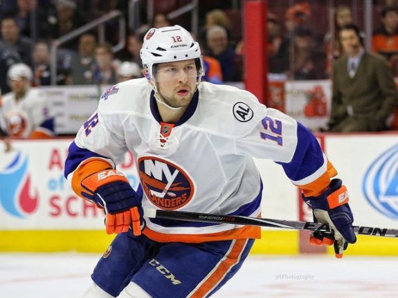 Captain Anders Lee is uniquely equipped for new Islanders task