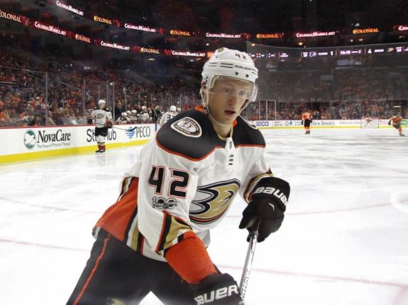 Ducks defenceman Josh Manson makes debut as tattoo artist by