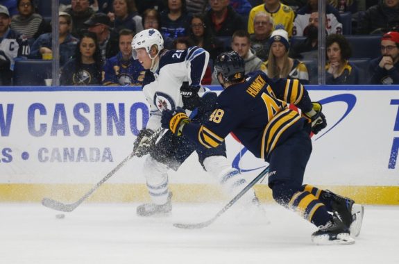 Buffalo Sabres Matt Hunwick Winnipeg Jets Patrik Laine