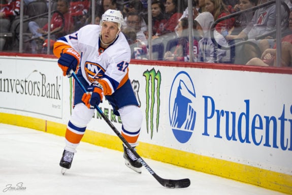 Leo Komarov New York Islanders