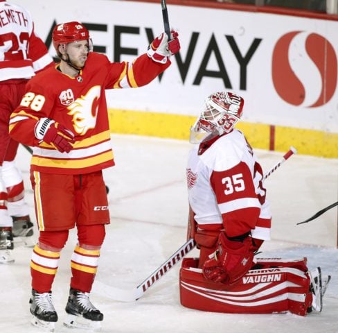 Elias Lindholm, Jimmy Howard, Detroit Red Wings