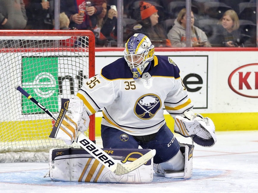 Sabres Goalie Linus Ullmark Out 3 4 Weeks Jonas Johansson Promoted