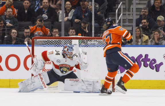 Connor McDavid, James Reimer