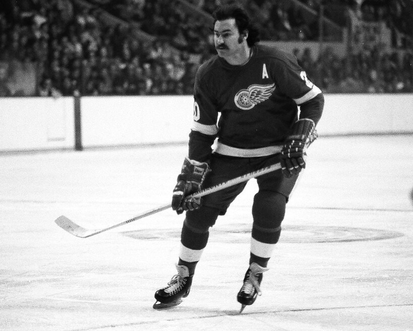 MICKEY REDMOND Detroit Red Wings 1972 CCM Vintage NHL Hockey
