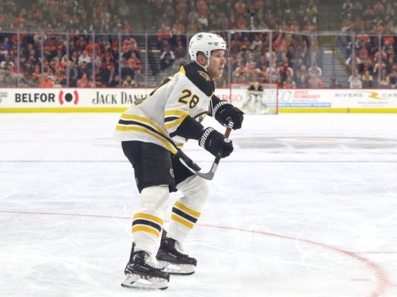 Ondrej Kase Boston Bruins