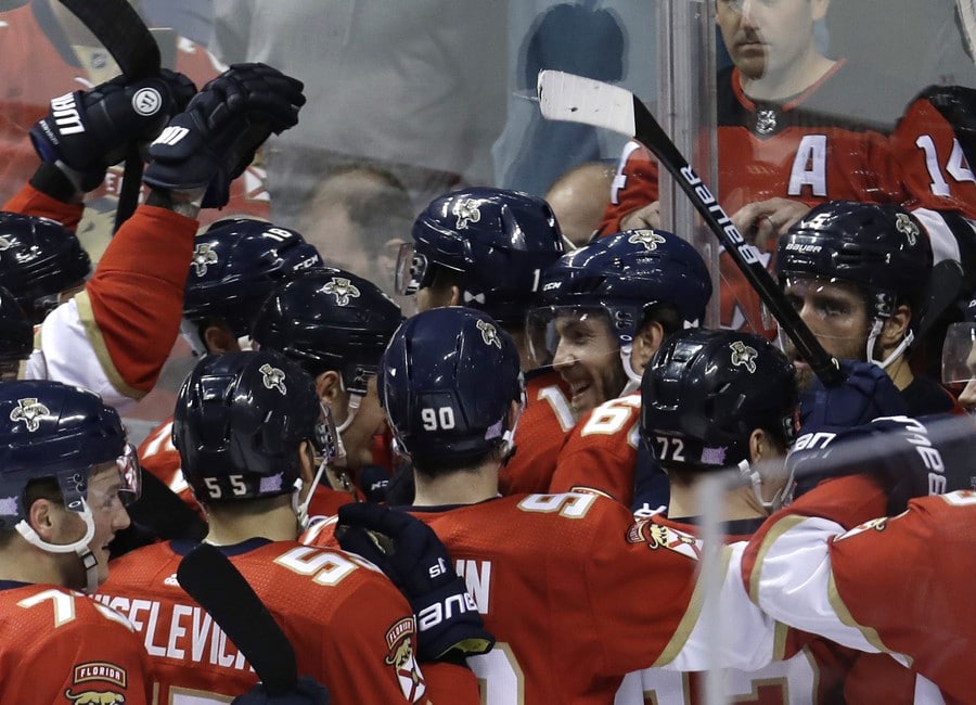 Florida Panthers Top Toronto Maple Leafs - Snap 7-Game Losing Streak