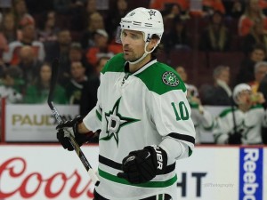 Patrick Sharp has come alive for Dallas, forming a dynamic trio with Tyler Seguin and Jamie Benn. (Amy Irvin / The Hockey Writers)