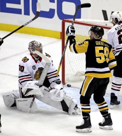 Pittsburgh Penguins' Jake Guentzel Chicago Blackhawks Cam Ward