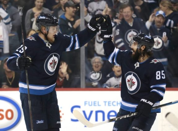 Mathieu Perreault Patrik Laine Winnipeg Jets