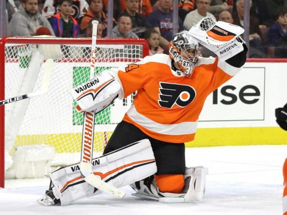 Petr Mrazek Flyers