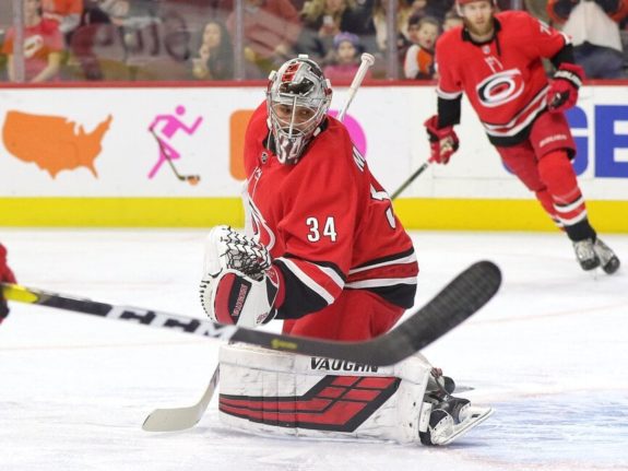 Petr Mrazek, Carolina Hurricanes