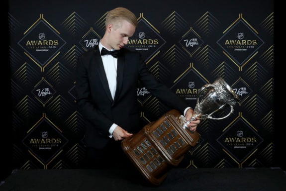 Elias Pettersson Vancouver Canucks Calder