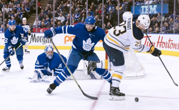 Toronto Maple Leafs Ron Hainsey Buffalo Sabres Sam Reinhart