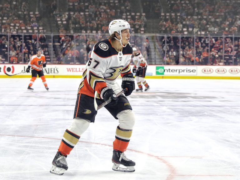 Penguins' Playoff Chances Get a Boost with Rakell Addition - The Hockey