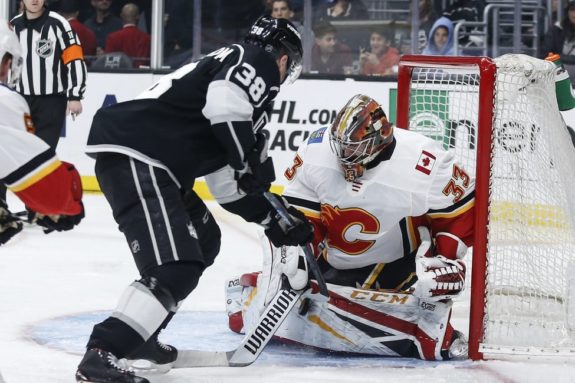 Calgary Flames David Rittich Los Angeles Kings Carl Grundstrom