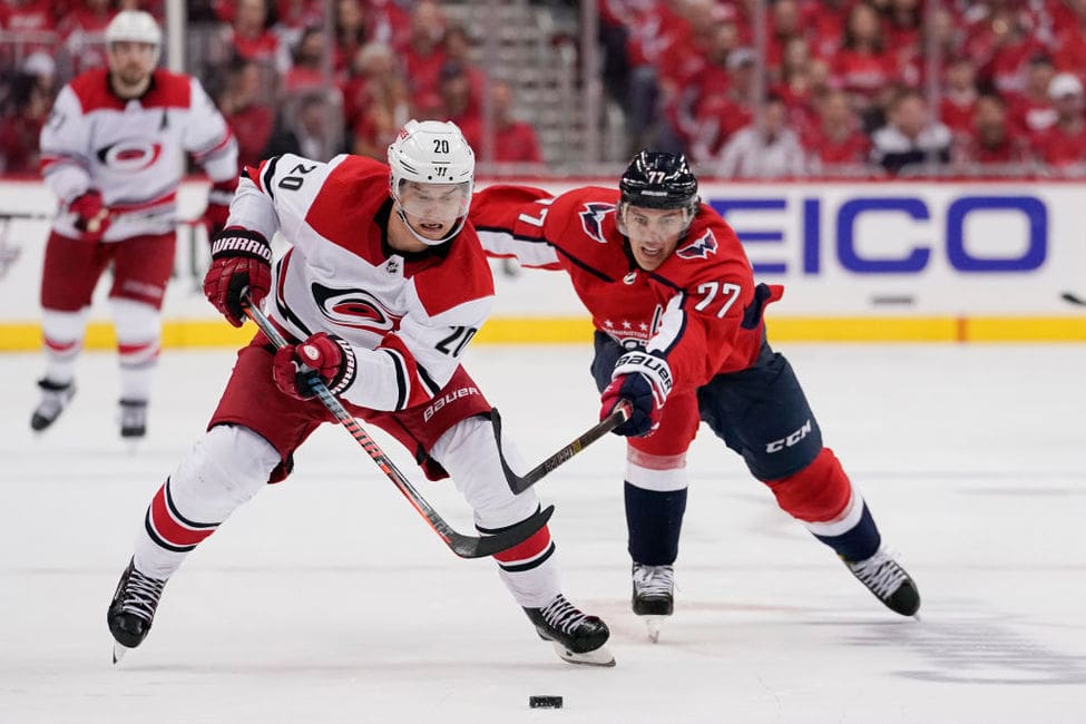 What Sebastian Aho's new contract in Carolina means for Elias