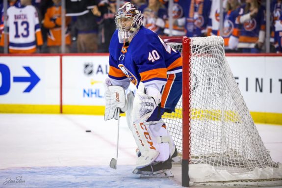 Semyon Varlamov New York Islanders-Semyon Varlamov Could Be the Answer for Oilers Goaltending Woes